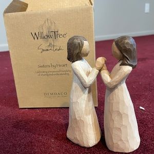 Willow tree angels “sisters by heart”